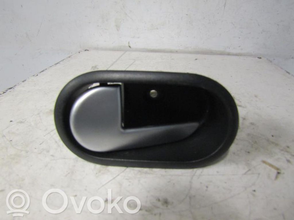 Ford Fiesta Cinturón delantero 