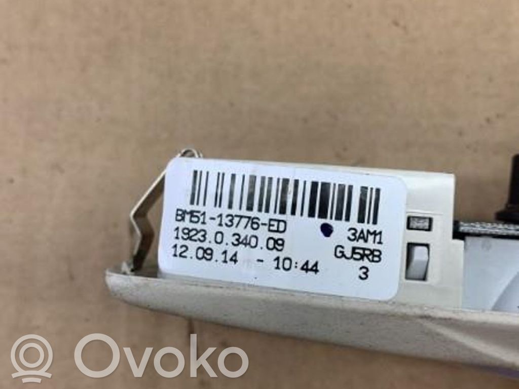Ford Focus Front seat light 