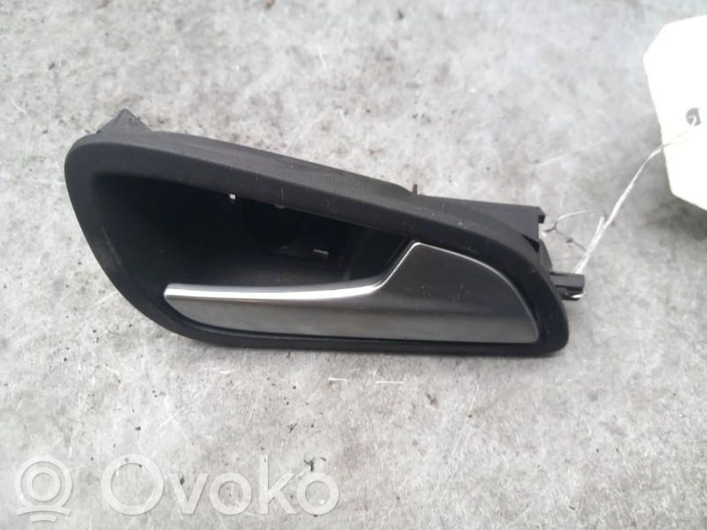 Ford Focus Manecilla interna puerta trasera 