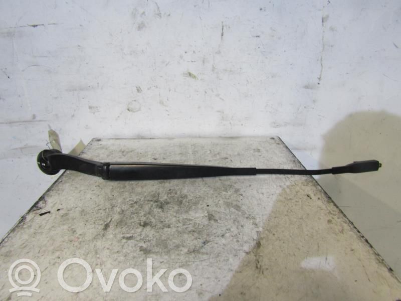 Brazo del limpiaparabrisas delantero   5223917