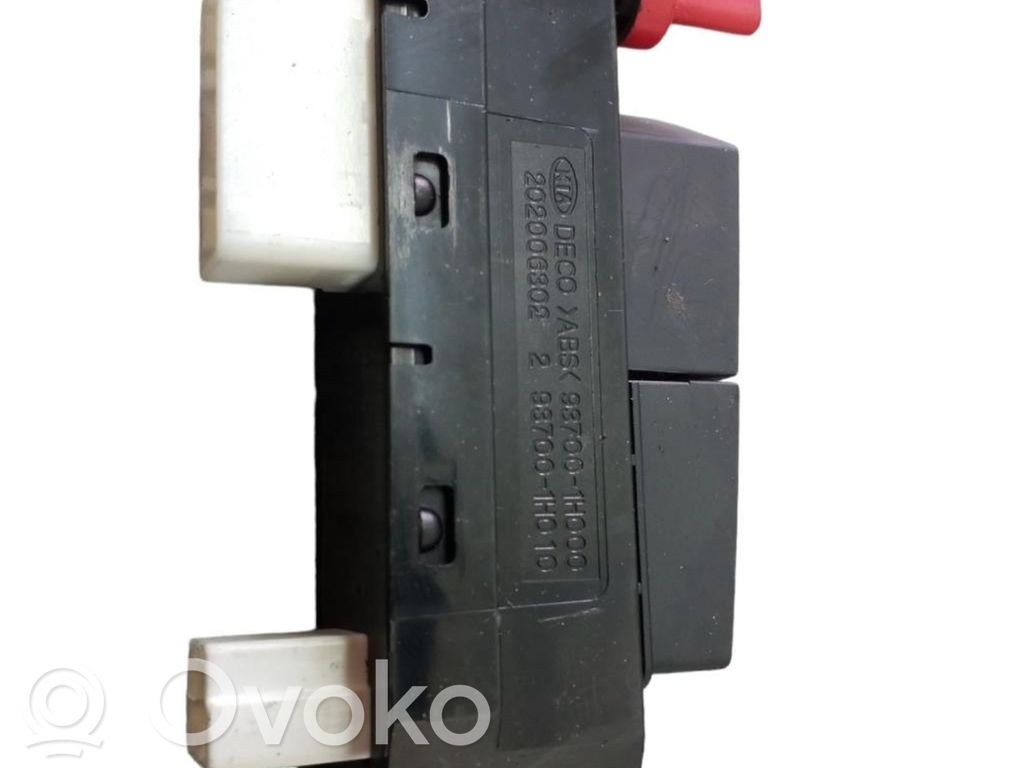 KIA Ceed Hazard light switch 