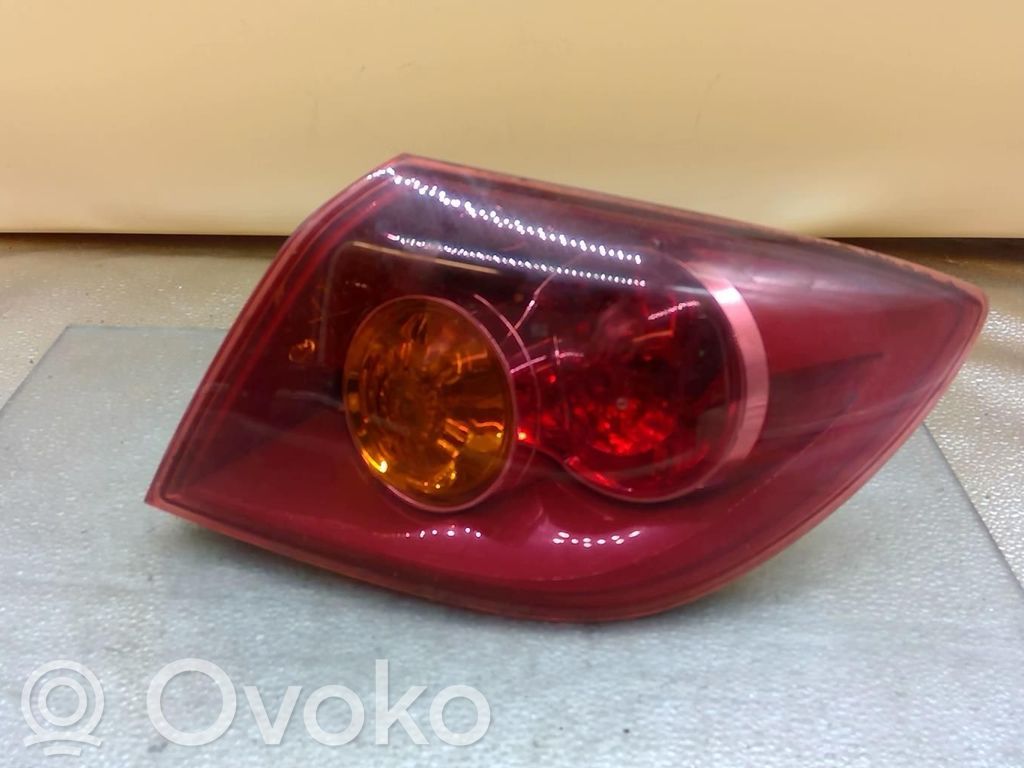 Rear/tail lights   BP4S51170E