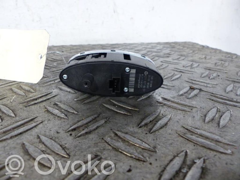 Electric window control switch   21182199587C45