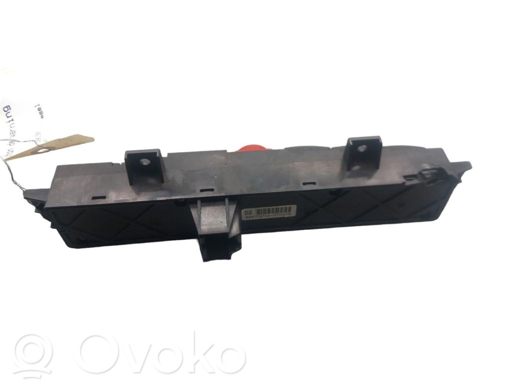 Hazard light switch   96673014