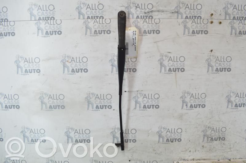 Opel Astra H Wischerarm vorne 