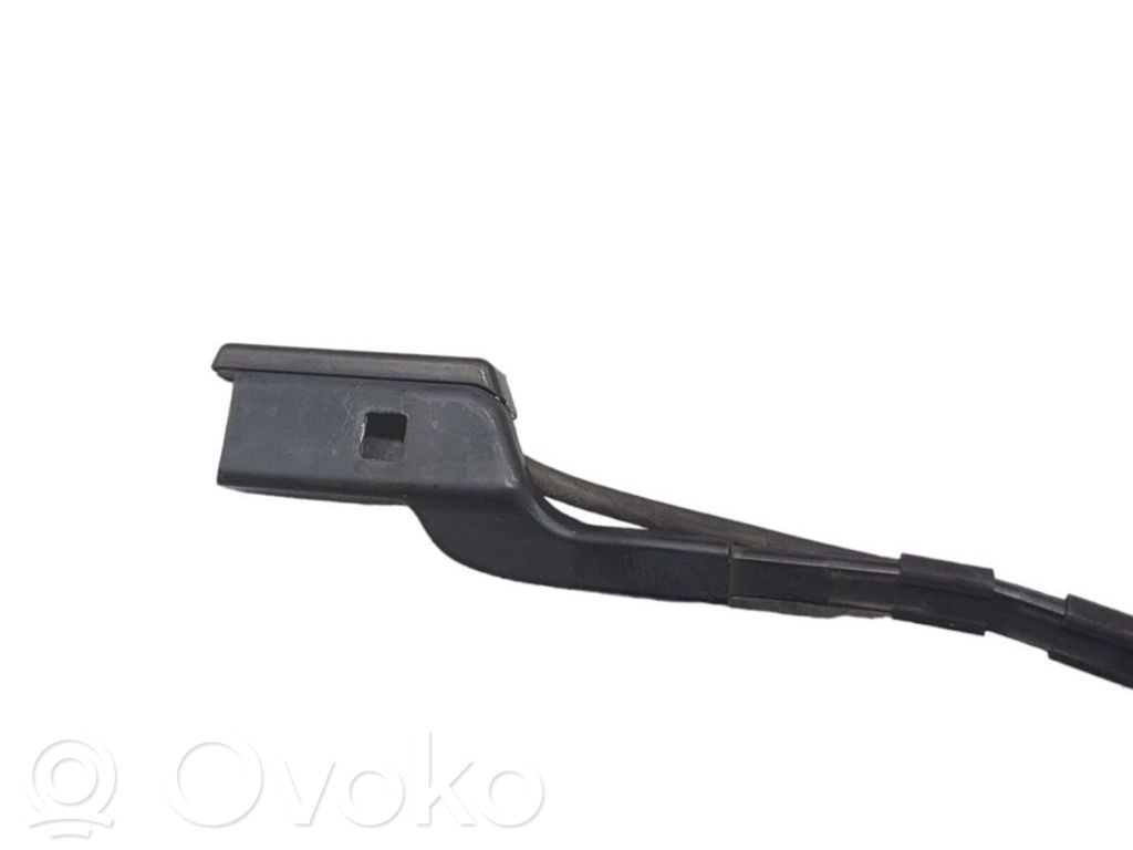 Front wiper blade arm   9834002580