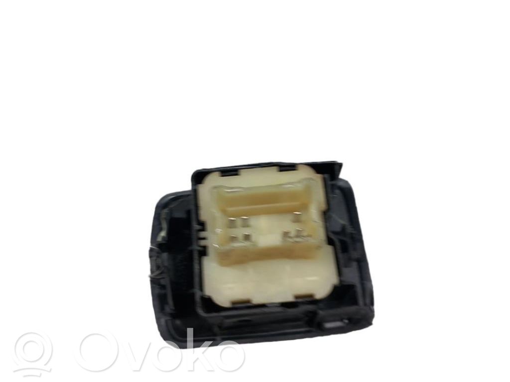 Opel Vivaro Electric window control switch 