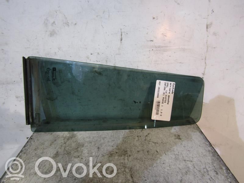 Opel Zafira B Szyba karoseryjna tylna 