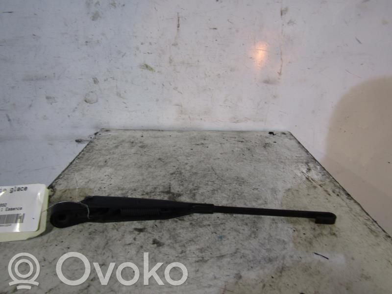 Peugeot 106 Ramię wycieraczki szyby tylnej 