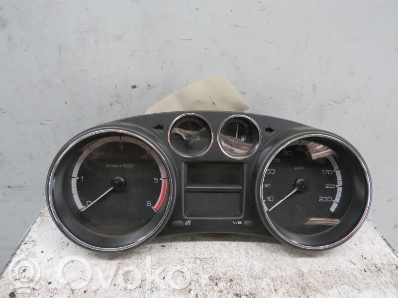 Licznik / Prędkościomierz   9815106880