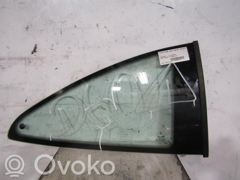 Peugeot 406 Vidrio lateral trasero 