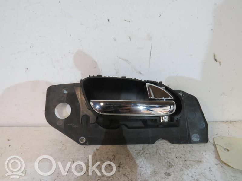 Peugeot 607 Manecilla interna puerta delantera 