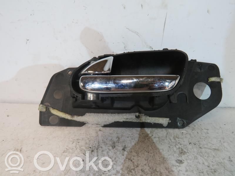 Peugeot 607 Manecilla interna puerta delantera 