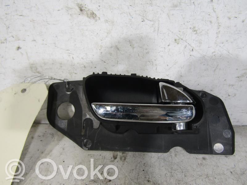 Peugeot 607 Manecilla interna puerta trasera 