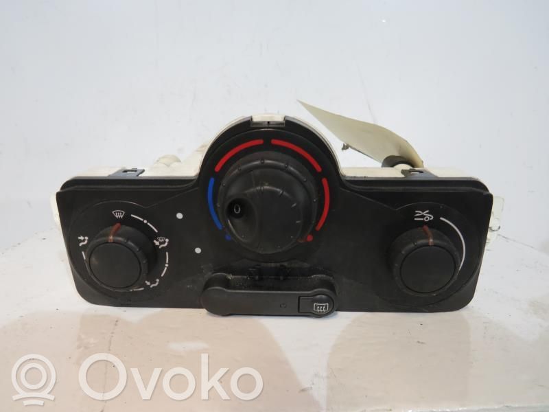 Renault Clio III Climate control unit 