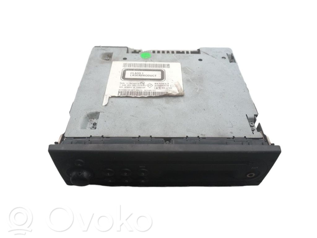 Renault Kangoo II Panel / Radioodtwarzacz CD/DVD/GPS 