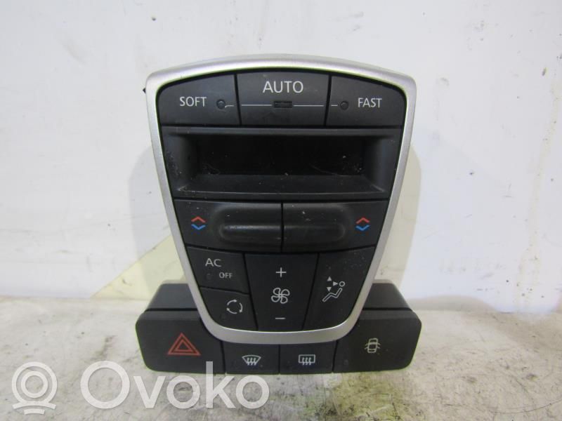 Renault Laguna III Botón interruptor de luz de peligro 