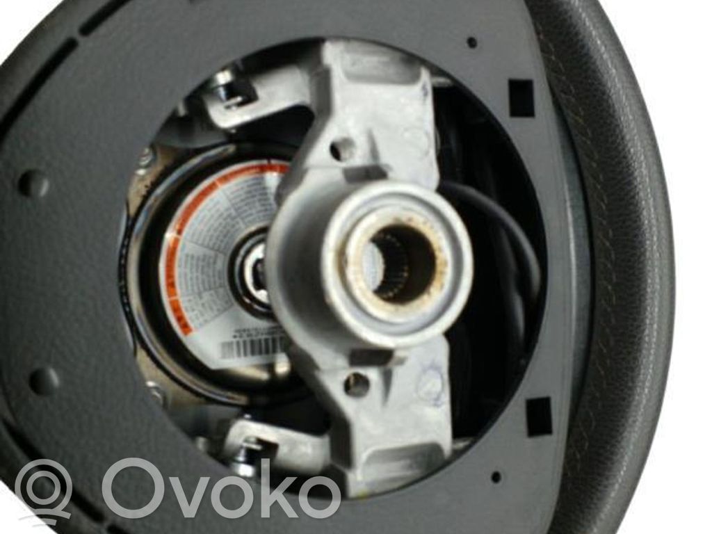 Ohjauspyörä   4811073K70BWR