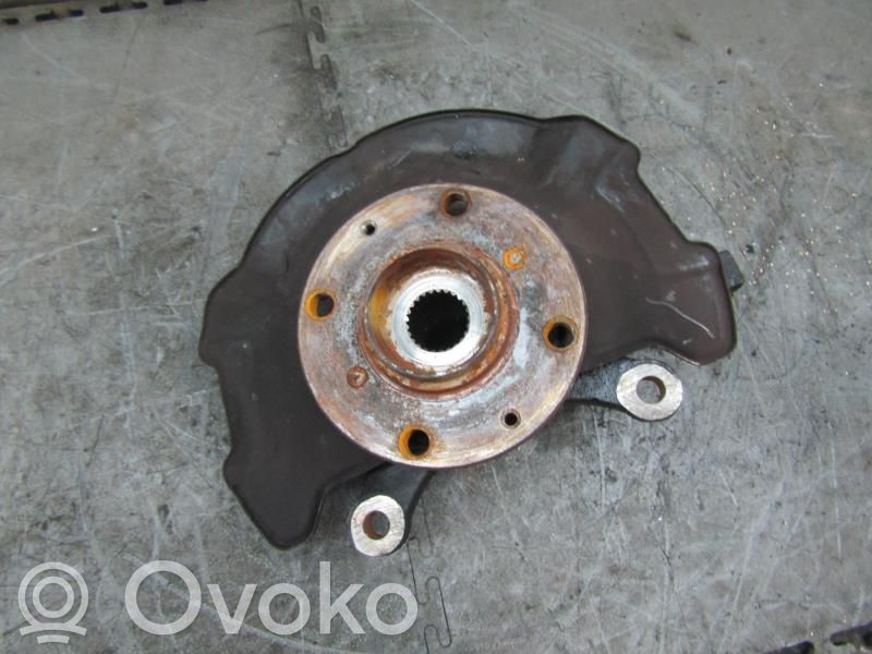 Suzuki SX4 Achsschenkel vorne 