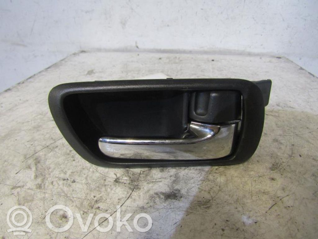 Toyota Corolla Verso E121 Manecilla interna puerta trasera 