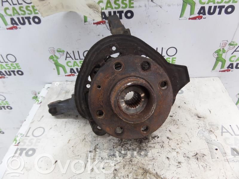 Opel Corsa C Priekinis kelmas 