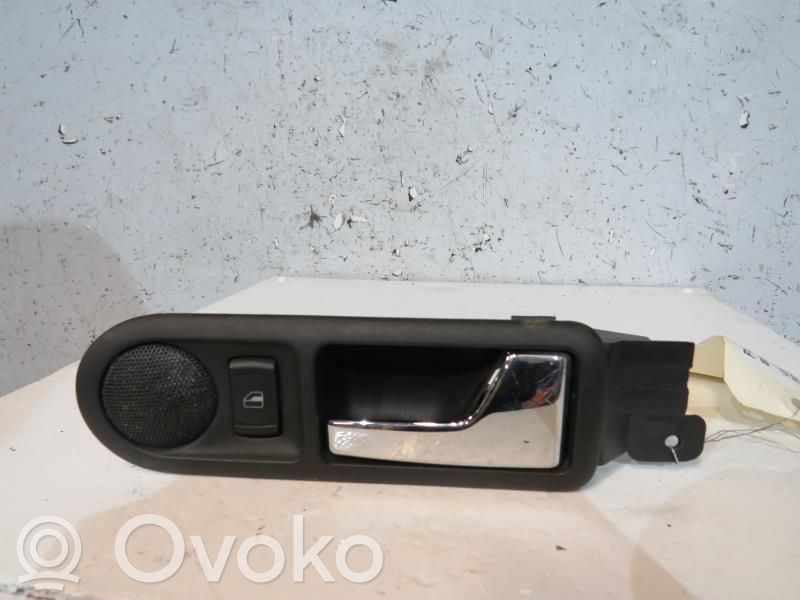 Volkswagen Bora Manecilla interna puerta trasera 