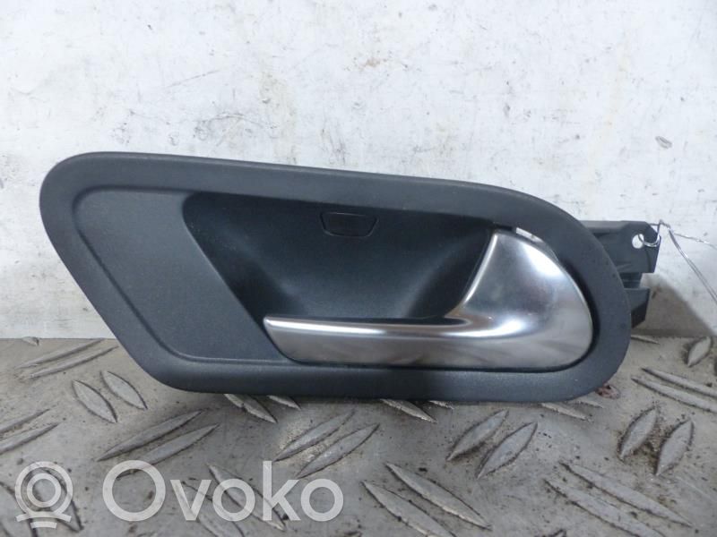Manecilla interna puerta delantera   1Q1837114DVCZ