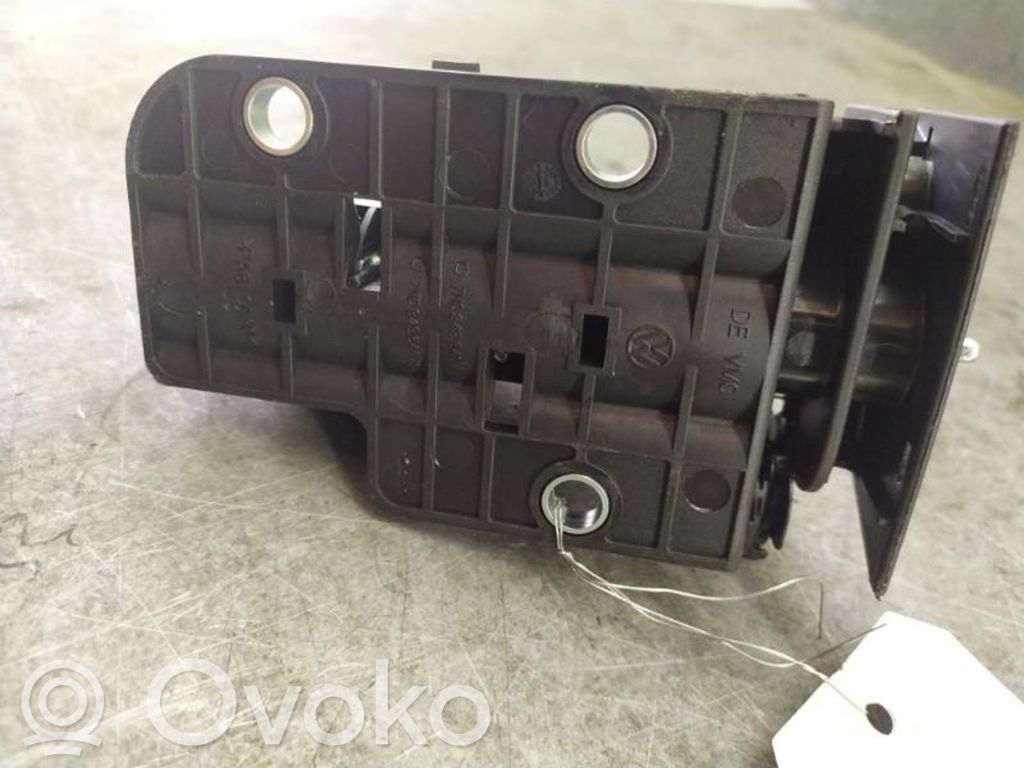 Manecilla interna puerta trasera   7N0843641L9B9