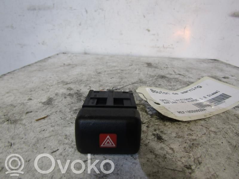Hazard light switch   24416082