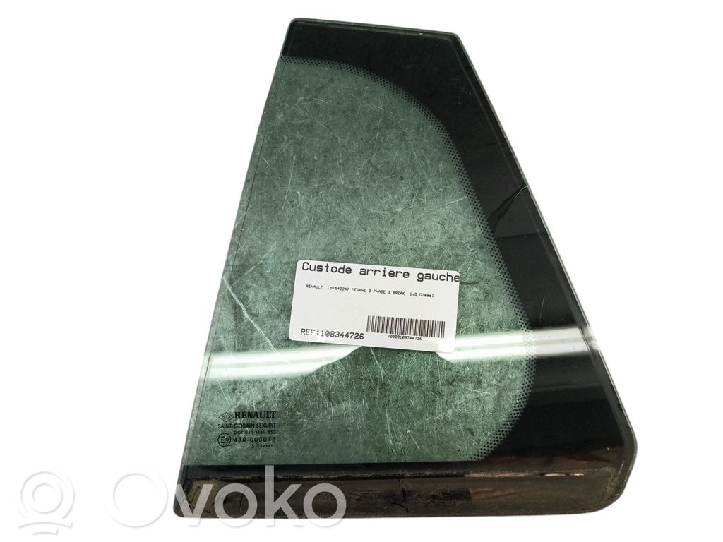 Ventanilla de ventilación de la puerta trasera   822210015R