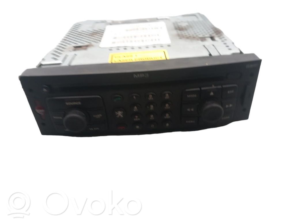Peugeot 207 Panel / Radioodtwarzacz CD/DVD/GPS 