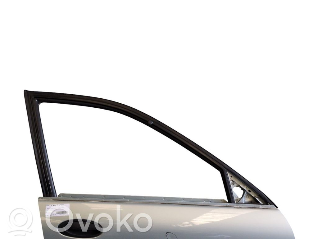 Priekinės durys   7751471386