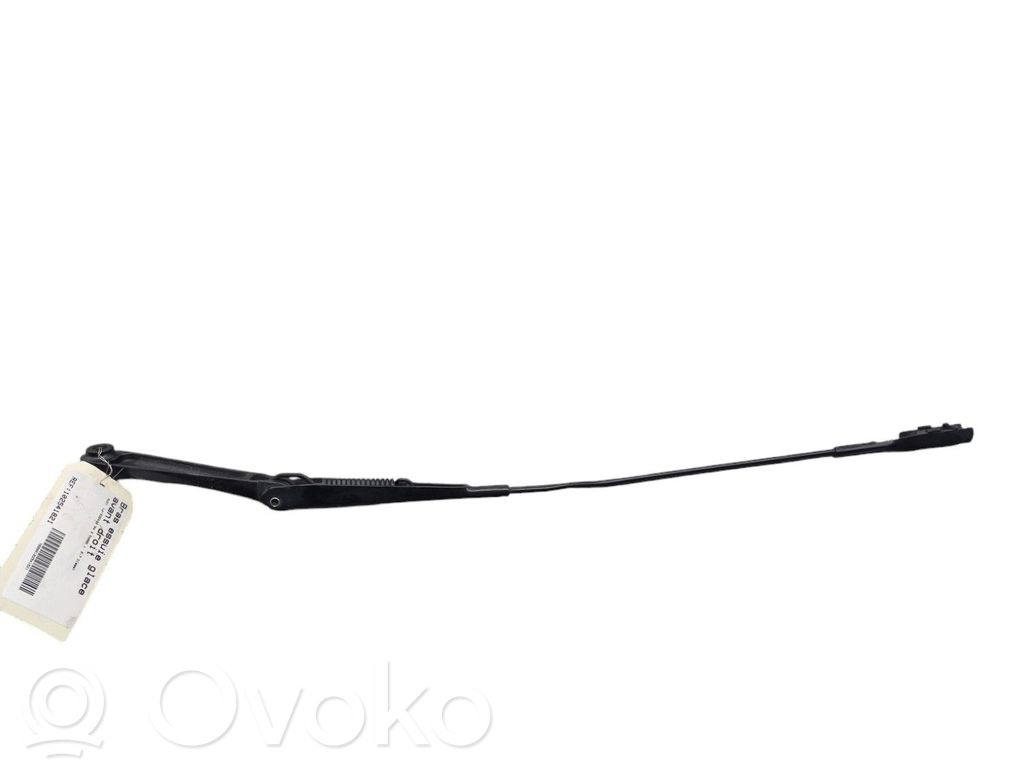 Audi A4 S4 B8 8K Wischerarm vorne