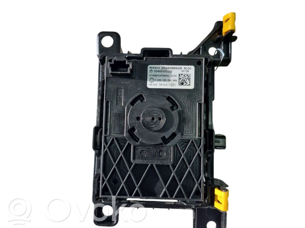 Unidad central de control multimedia   253B08895R