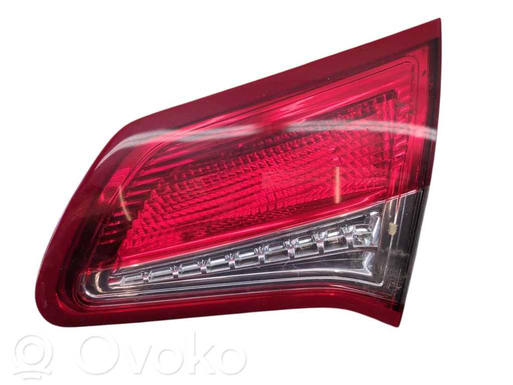 Tailgate rear/tail lights   00007453E5