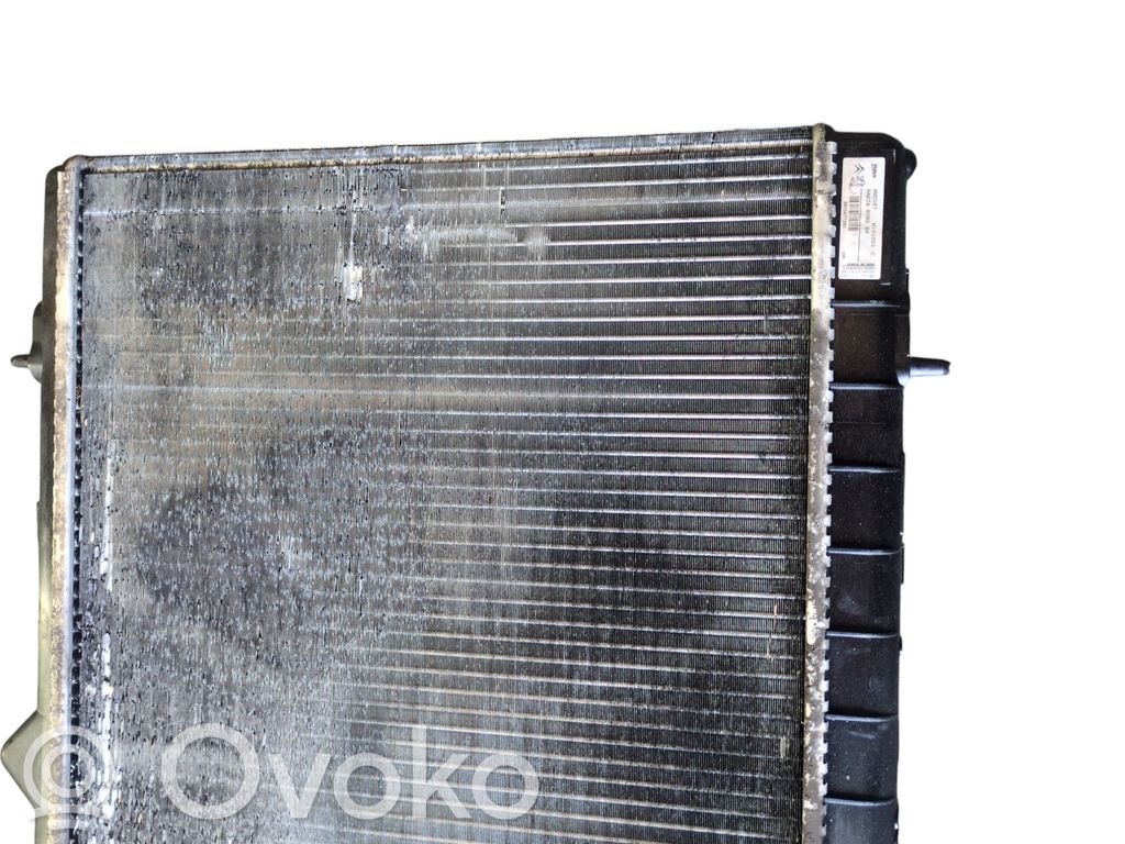 Citroen C4 II Coolant radiator 