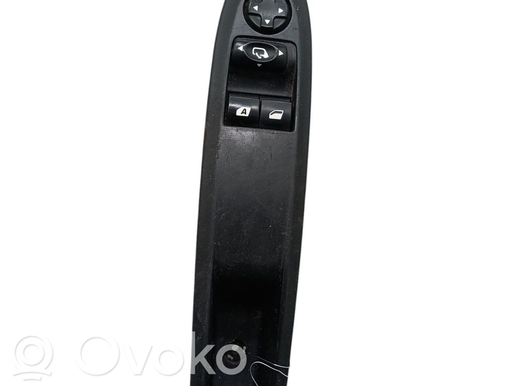 Electric window control switch   98127152XT