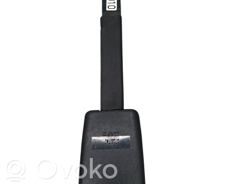 Klamra przedniego pasa bezpieczeństwa   888402E010U7