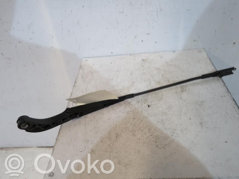 Mercedes-Benz A W169 Wischerarm vorne 
