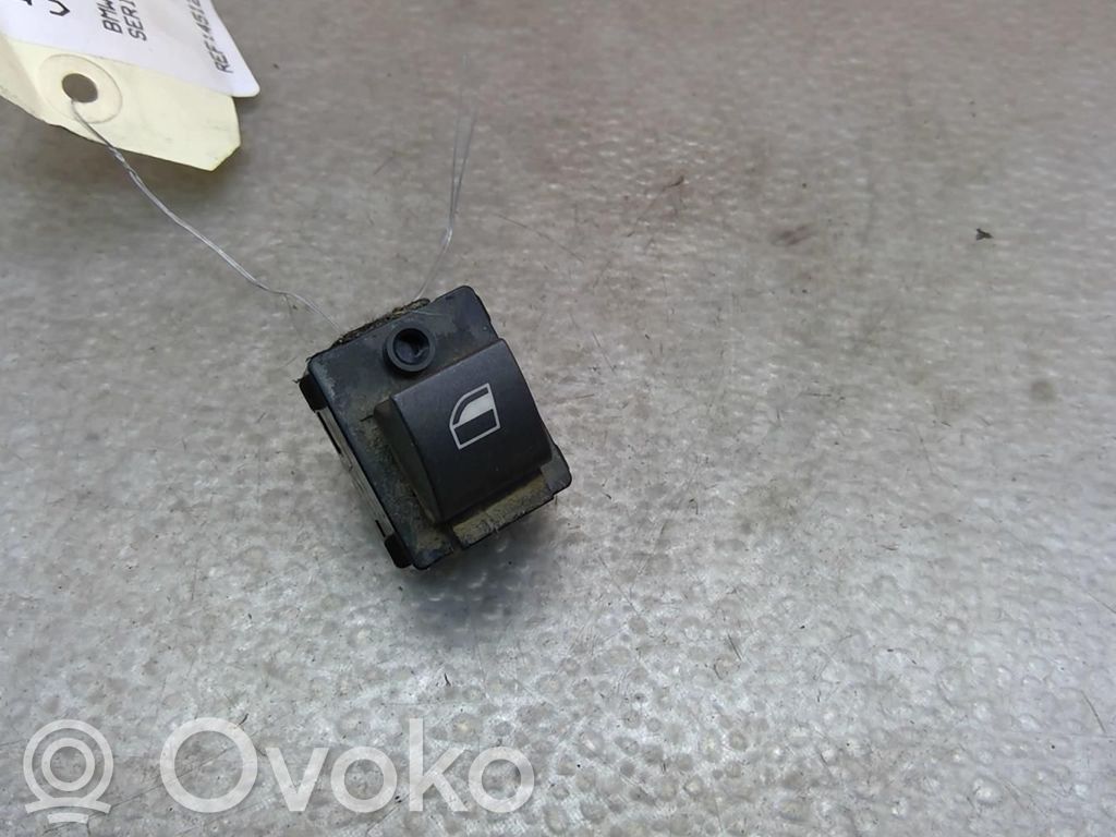 Interruptor del elevalunas eléctrico   61316917108
