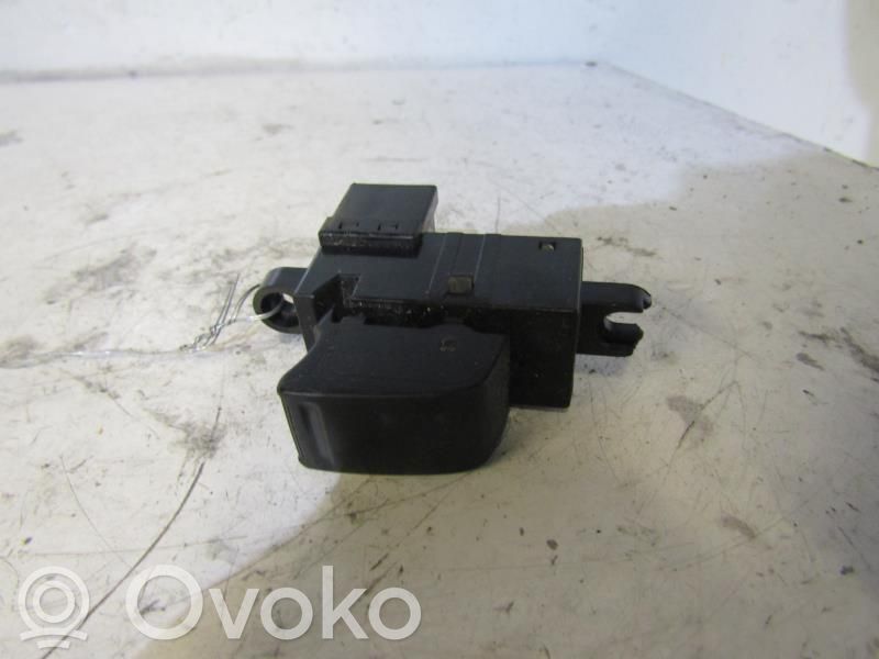Interruptor del elevalunas eléctrico   25411AV600