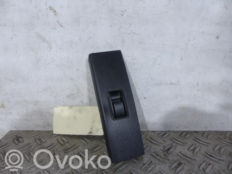 Electric window control switch   848100F010