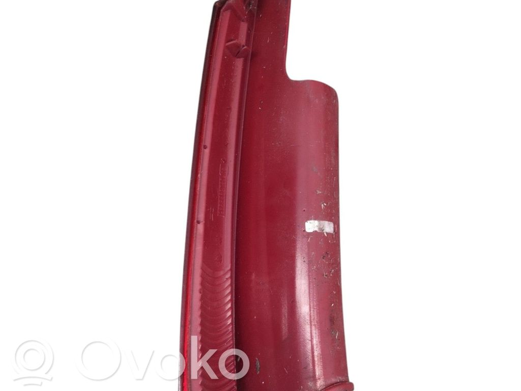Citroen C4 I Takaluukun takavalot