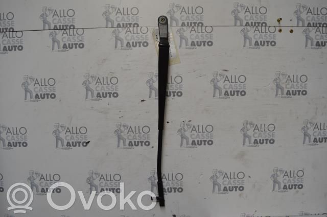 Citroen C5 Front wiper blade arm 