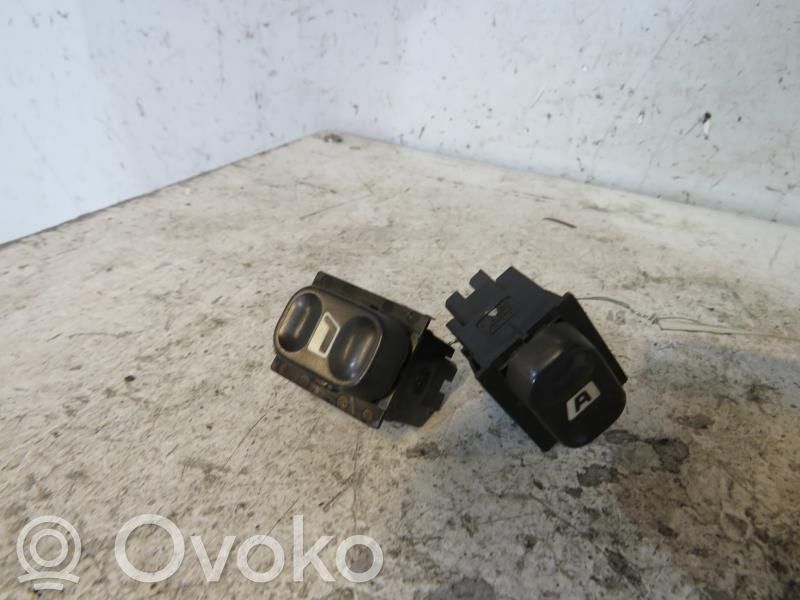 Peugeot Partner Electric window control switch 