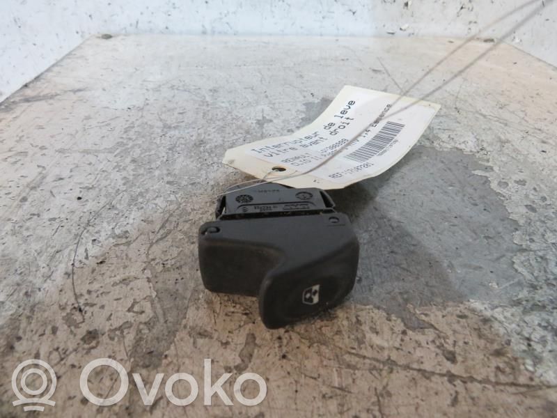 Electric window control switch   7700430000