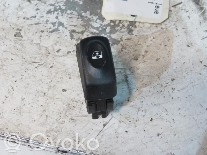 Renault Clio II Electric window control switch 