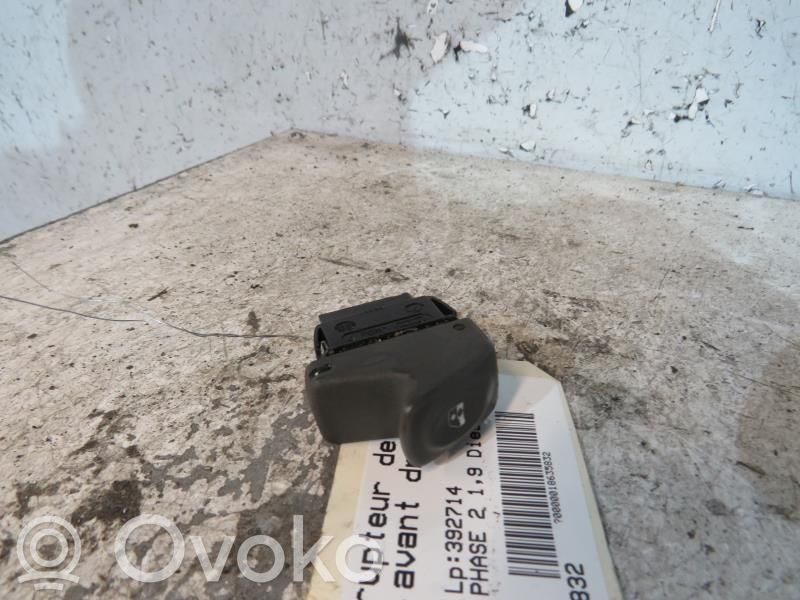 Renault Scenic I Electric window control switch 
