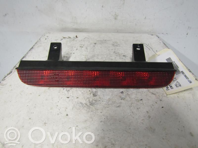 Third/center stoplight   9209594