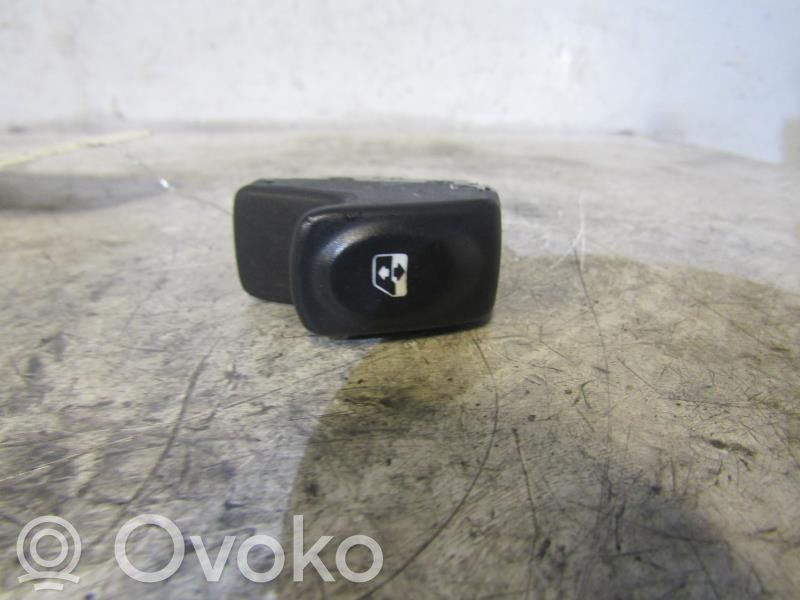 Renault Clio II Electric window control switch 